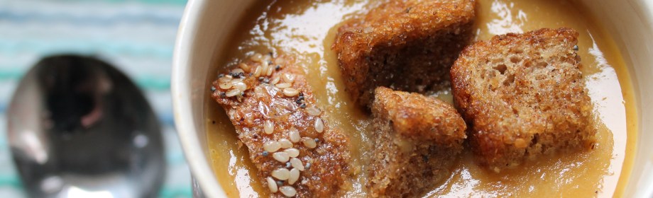 Roast Garlic and Carrot Soup with&nbsp;Tahini